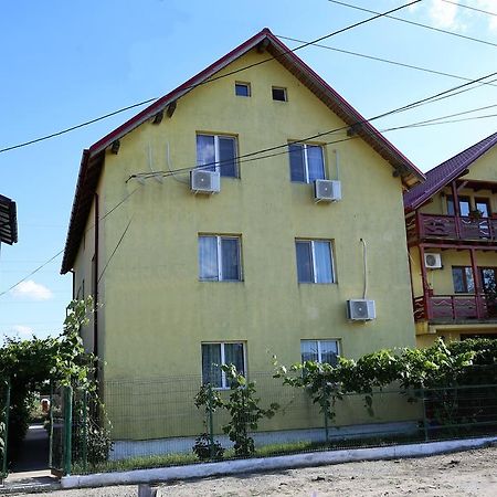 Casa Iustina Sulina Hotel Buitenkant foto