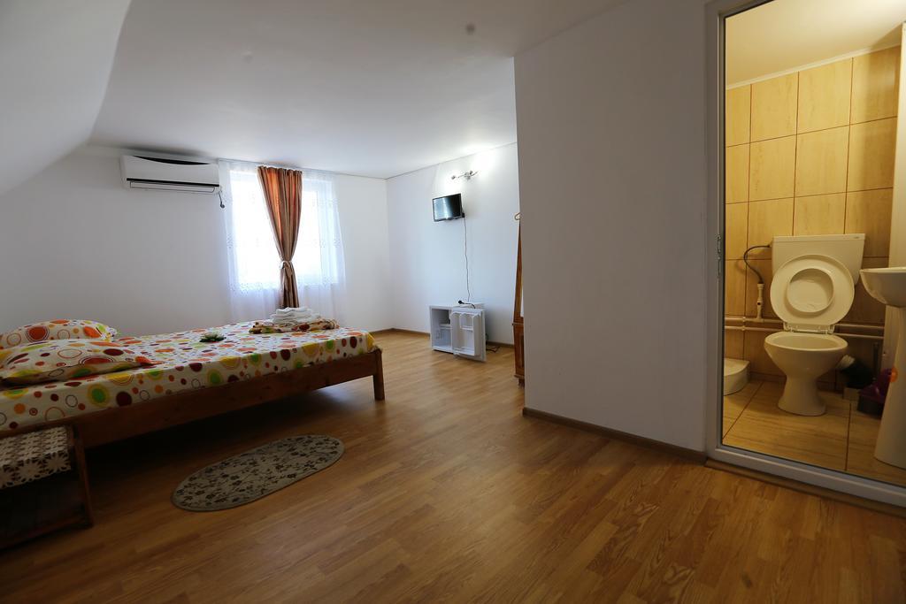 Casa Iustina Sulina Hotel Buitenkant foto